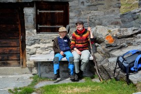 Rast auf Alpe Piaeneza